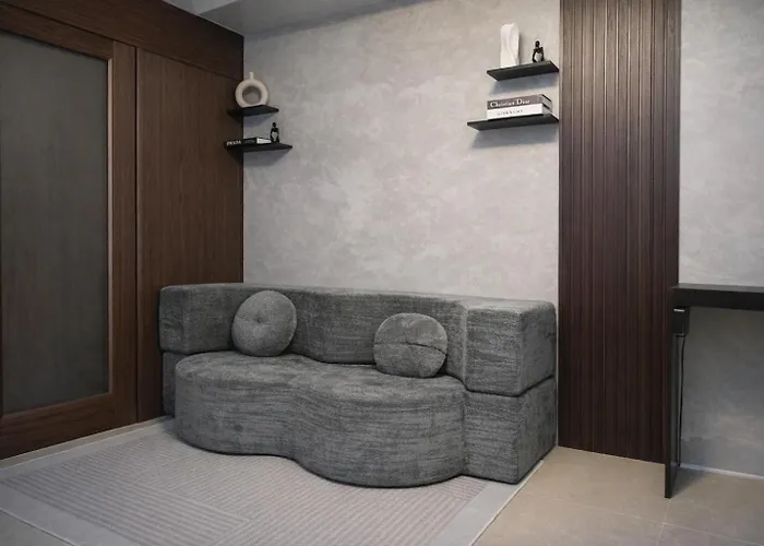 New Modern Spacious Shell Res 1br L Moa, Naia, Smx